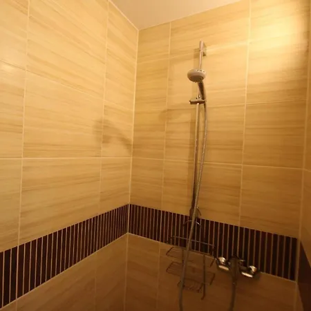 Apartment Charterpoint 1 *